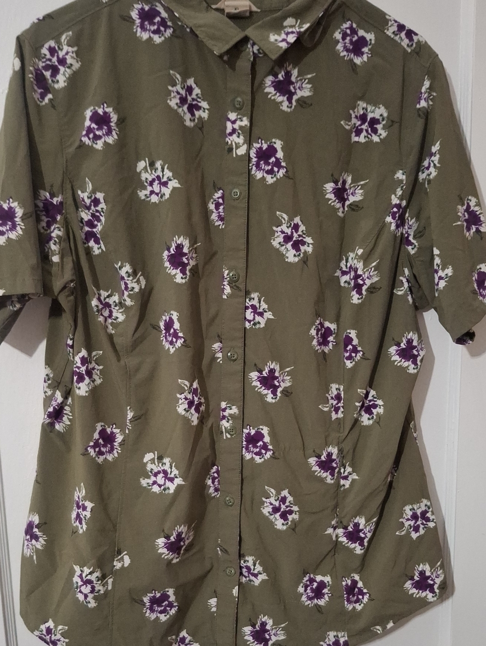 Women's Olive Green Short-Sleeve Floral Shirt - Purple Print